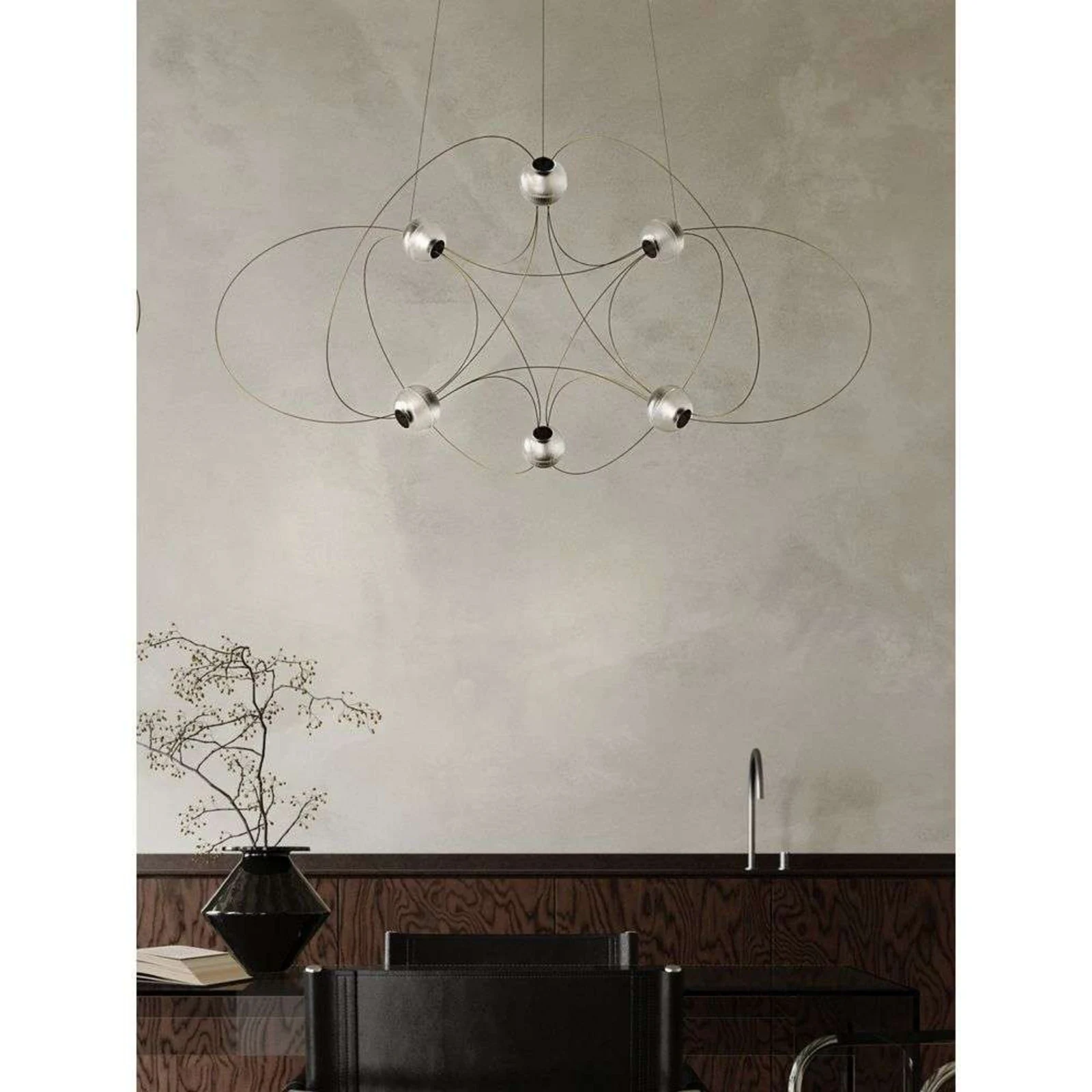 DCW Munari 6 bred svart taklampa i stål