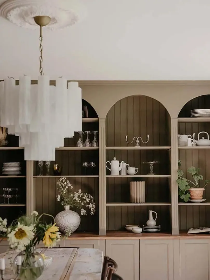 Murano ljuskrona – 36 rör – Alabaster – Vit Krom patinerad