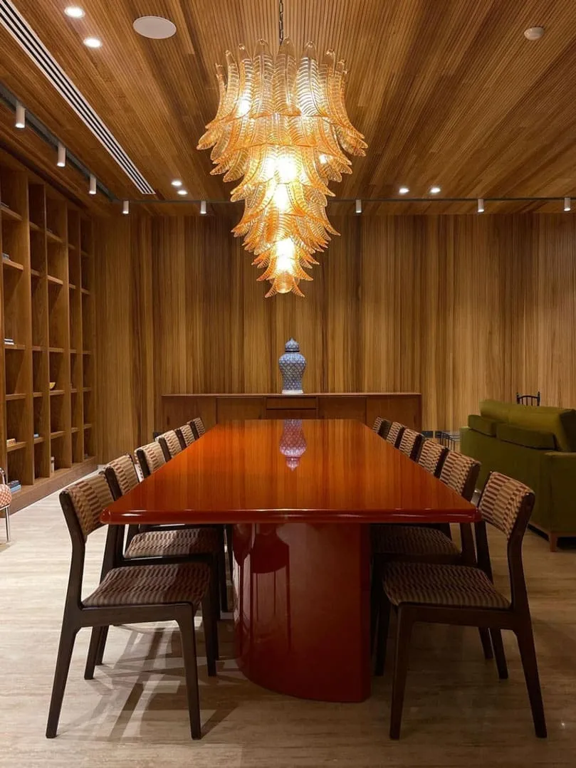 Murano ljuskrona – 52 glasblad – Bärnsten Krom blank