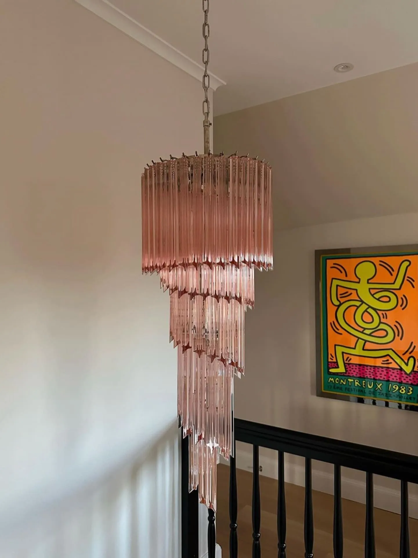 Murano ljuskrona – Spiral – 86 prismer – Rosa Krom patinerad